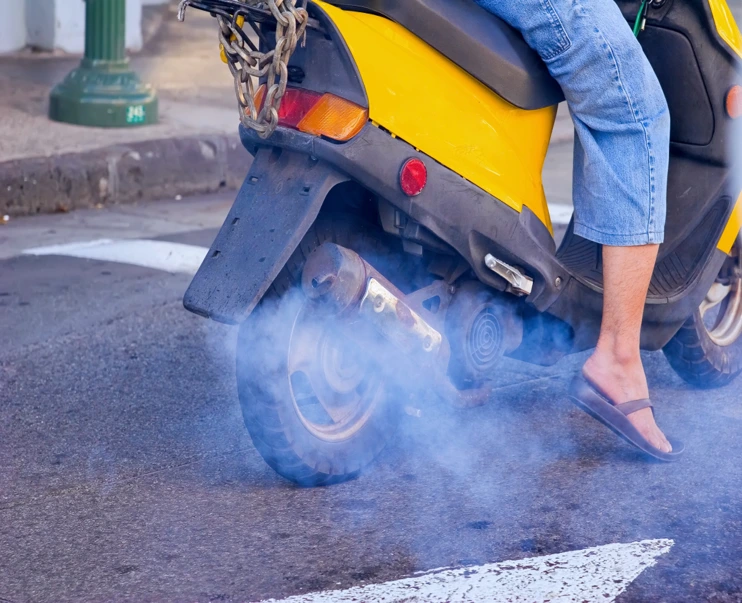 Wie löst man das Problem des Rauchens des Motors aus dem Auspuff Vorbereitungen für